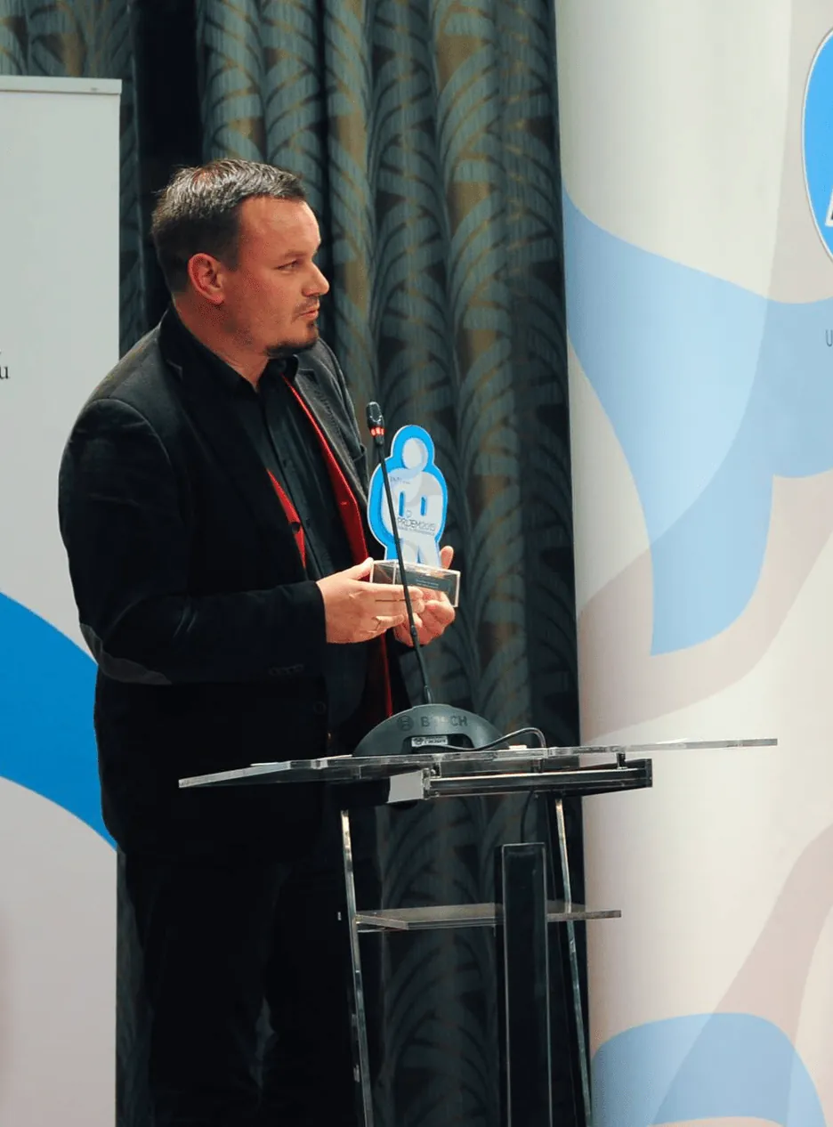 Dejan Pataki LinkedIn mentor - govornik na konferenciji o ličnom brendingu